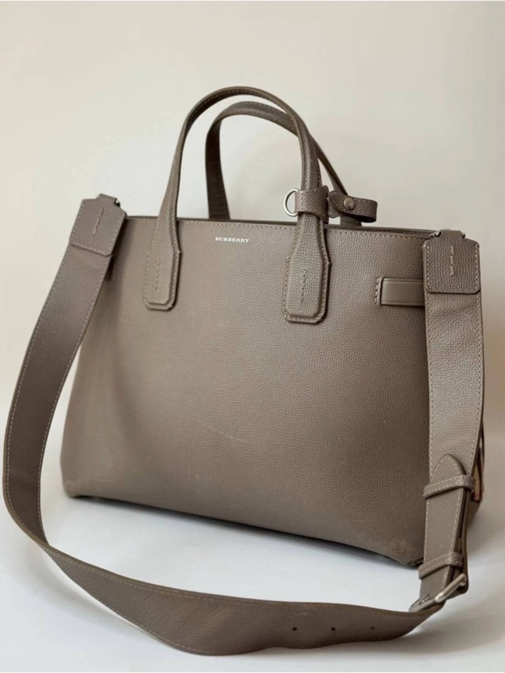 Burberry Style The Medium Banner Leather & Vintage Check Bag with Strap Beige